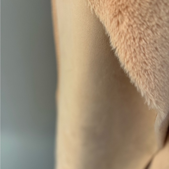 Twelfth Love faux suede/fleece open long vest Vest. Light pink size L - Picture 3 of 12